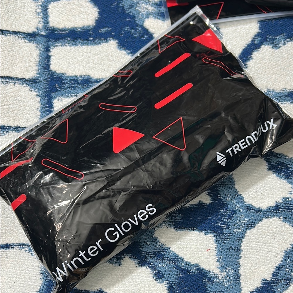 TRENDOUX Black Winter Gloves - Picture 11 of 13